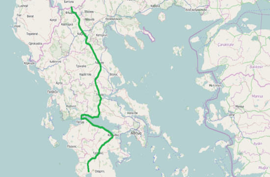 Meeting at Greek civil protection HQ bans circulation of trucks between Larisa-Athens